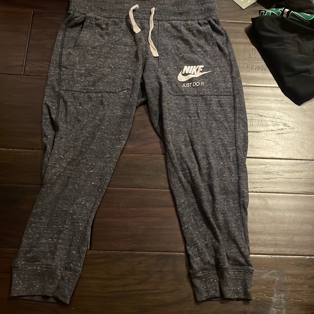 nike sweats